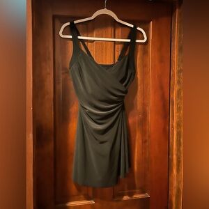 EUC. Dreamsuit swim dress.